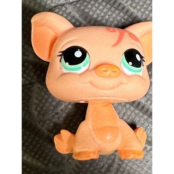 Littlest Pet Shop Other - Littlest Pet Shop Hasbro Toy 998 Pig‎ Messiest Swirl Peach #998 Hog Cake Topper